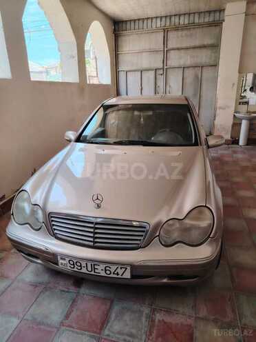 Mercedes C 220 d 2001, 350,000 km - 2.2 l - Sumqayıt