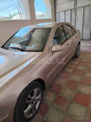 Mercedes C 220 d 2001, 350,000 km - 2.2 l - Sumqayıt