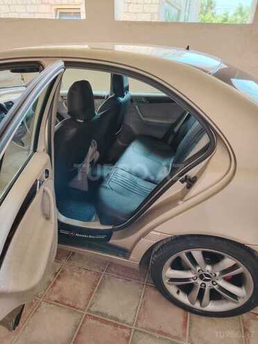 Mercedes C 220 d 2001, 350,000 km - 2.2 l - Sumqayıt