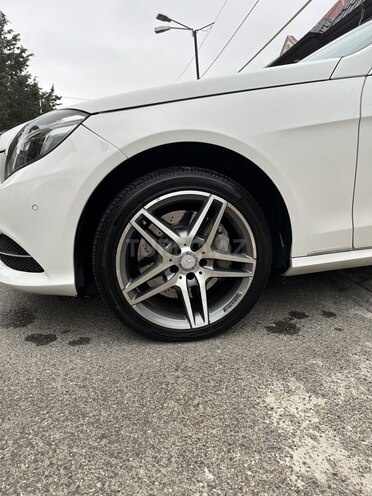 Mercedes E 400 2014, 200,000 km - 3.0 л - Bakı