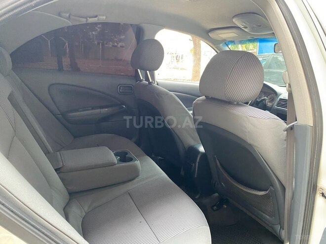 Nissan Sunny 2008, 260,000 km - 1.6 l - Bakı