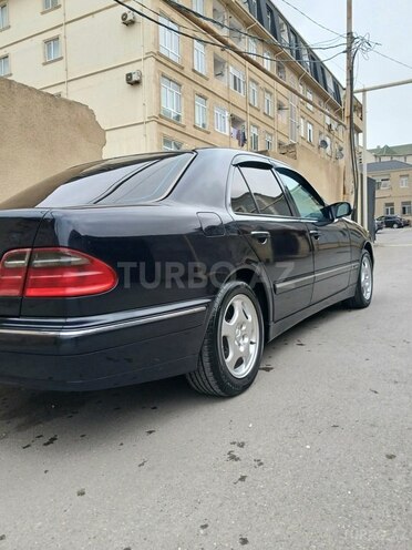 Mercedes E 220 d 2001, 310,000 km - 2.2 l - Bakı