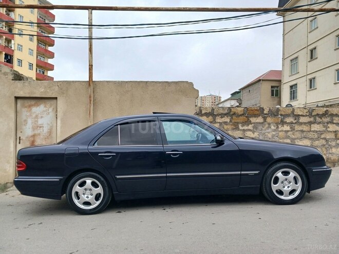 Mercedes E 220 d 2001, 310,000 km - 2.2 l - Bakı