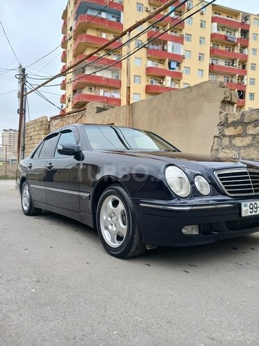 Mercedes E 220 d 2001, 310,000 km - 2.2 l - Bakı