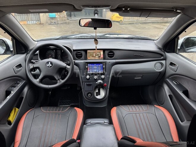 Mitsubishi Airtrek 2002, 268,000 km - 2.0 l - Sumqayıt