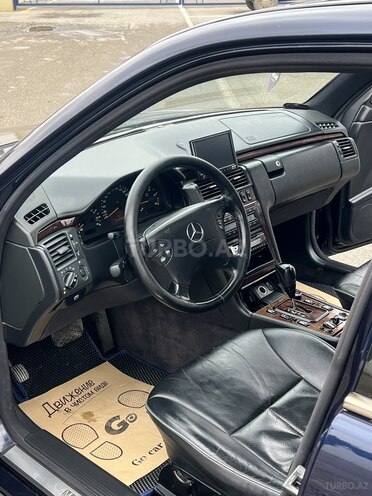 Mercedes E 220 d 2001, 318,058 km - 2.2 л - Bakı