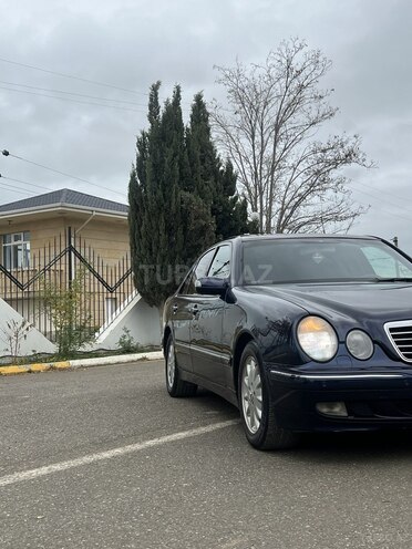 Mercedes E 220 d 2001, 318,058 km - 2.2 л - Bakı