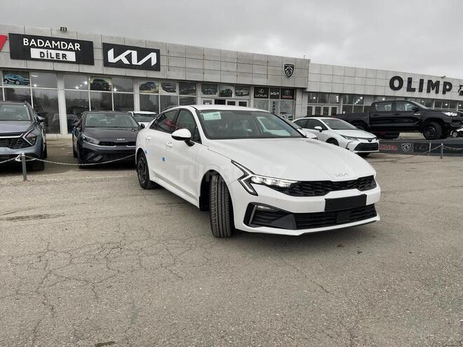 Kia K5-3