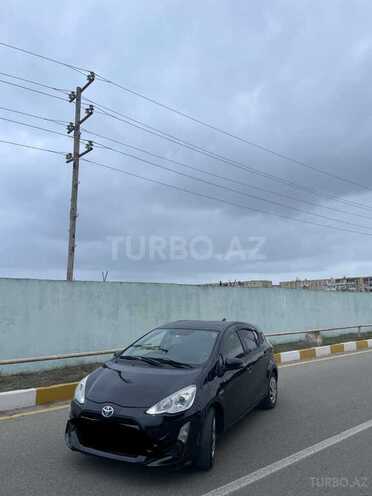 Toyota Aqua 2015, 243,000 km - 1.5 l - Bakı