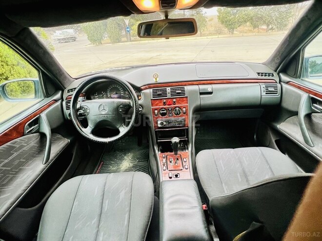 Mercedes E 220 d 2000, 470,000 km - 2.2 l - Xırdalan