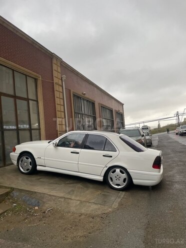 Mercedes C 180 1995, 368,000 km - 1.8 l - Bakı