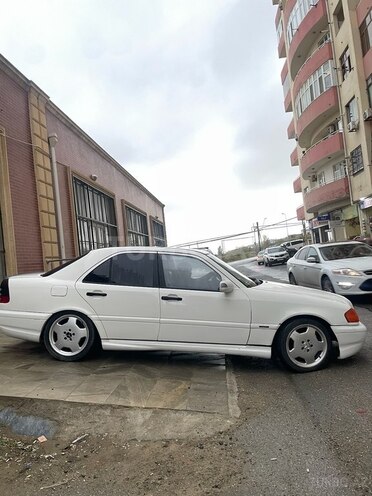 Mercedes C 180 1995, 368,000 km - 1.8 l - Bakı