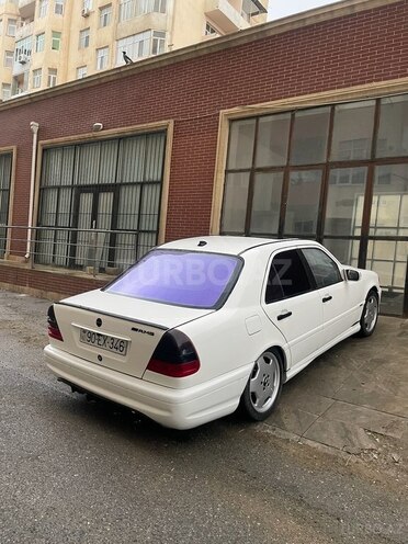 Mercedes C 180 1995, 368,000 km - 1.8 l - Bakı