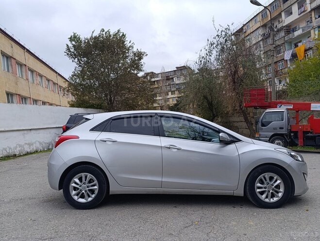 Hyundai i30 2014, 273,500 km - 1.6 л - Bakı