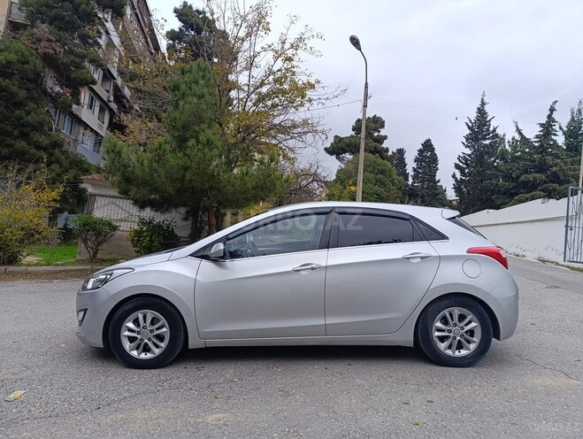 Hyundai i30 2014, 273,500 km - 1.6 л - Bakı