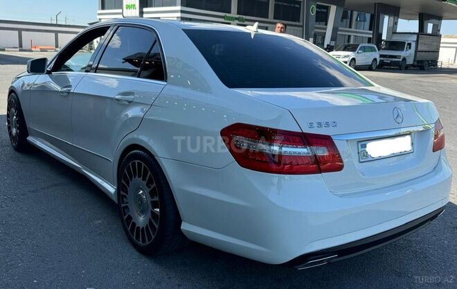 Mercedes E 350 2010, 240,000 km - 3.5 л - Şirvan