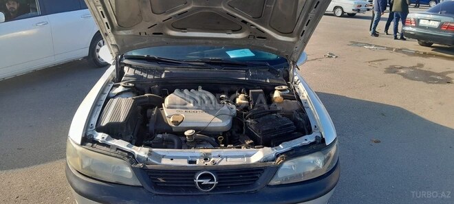 Opel Vectra 1997, 324,321 km - 1.6 l - Bakı