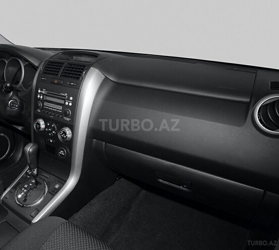 Suzuki Grand Vitara 2006, 290,000 km - 2.0 l - Qazax