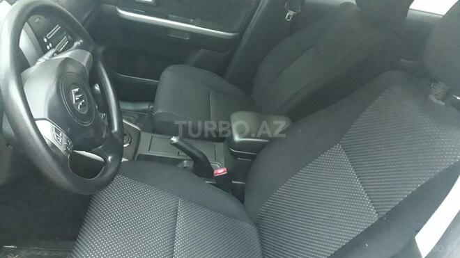 Suzuki Grand Vitara 2006, 290,000 km - 2.0 l - Qazax
