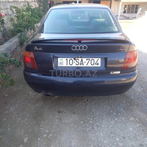 Audi A4 1997, 150,000 km - 1.8 l - Bakı