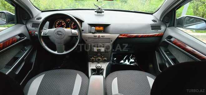 Opel Astra 2006, 204,000 km - 1.4 l - Bakı