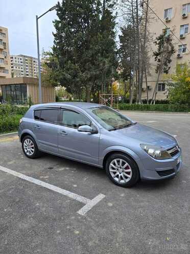 Opel Astra 2006, 204,000 km - 1.4 l - Bakı