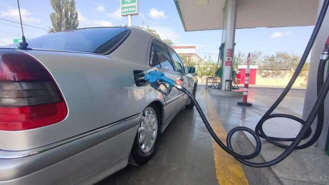 Mercedes C 200 1997, 450,000 km - 2.0 l - Bakı