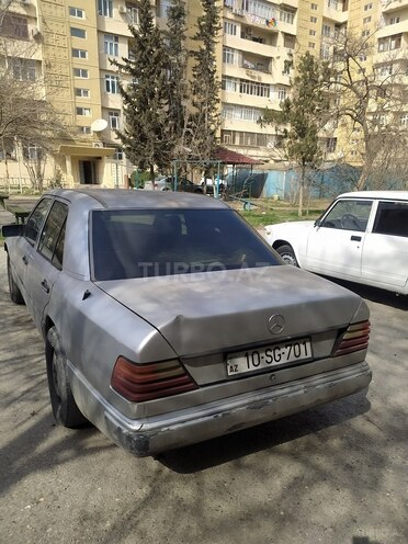 Mercedes E 250 1992, 25,000 km - 2.5 l - Bakı