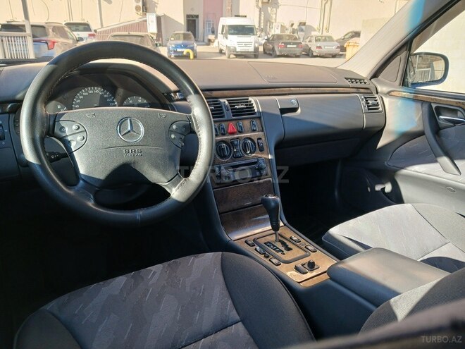 Mercedes E 220 d 2001, 310,000 km - 2.2 l - Bakı