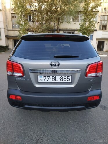 Kia Sorento 2011, 233,000 km - 2.0 l - Bakı