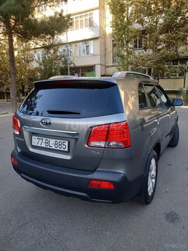 Kia Sorento 2011, 233,000 km - 2.0 l - Bakı