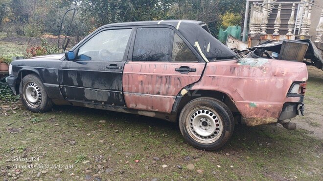Mercedes 190 1990, 500,000 km - 2.0 л - Masallı