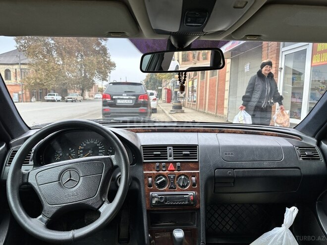 Mercedes C 200 1998, 405,000 km - 2.0 l - Gəncə