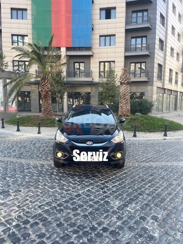 Hyundai ix35 2013, 279,000 km - 2.0 л - Bakı