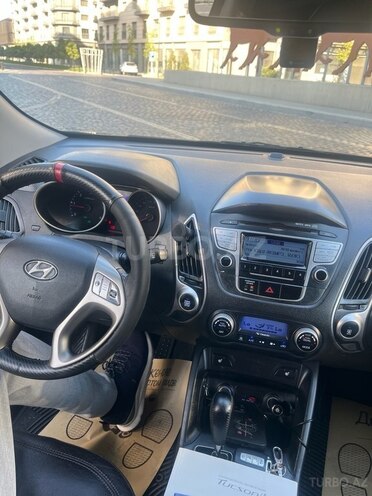 Hyundai ix35 2013, 279,000 km - 2.0 л - Bakı