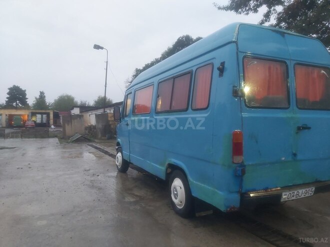 Mercedes 208 D 1995, 342,120 km - 2.3 l - Biləsuvar