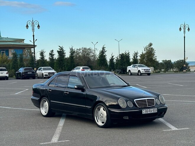 Mercedes E 320 1999, 365,457 km - 3.2 l - Sumqayıt