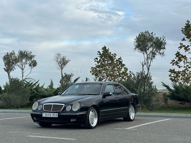 Mercedes E 320 1999, 365,457 km - 3.2 l - Sumqayıt