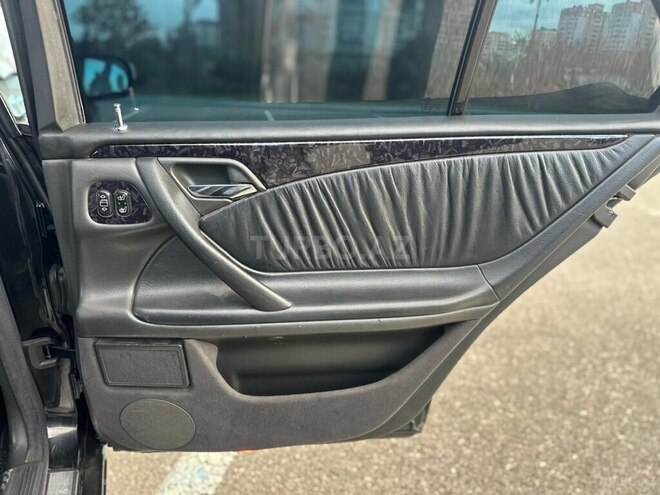 Mercedes E 320 1999, 365,457 km - 3.2 l - Sumqayıt
