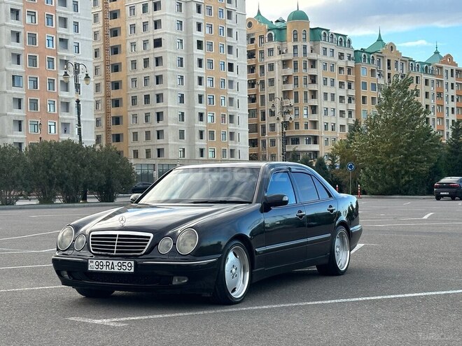 Mercedes E 320 1999, 365,457 km - 3.2 l - Sumqayıt