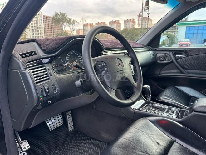 Mercedes E 320 1999, 365,457 km - 3.2 l - Sumqayıt