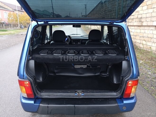 LADA (VAZ) Niva 2015, 134,000 km - 1.7 л - Quba