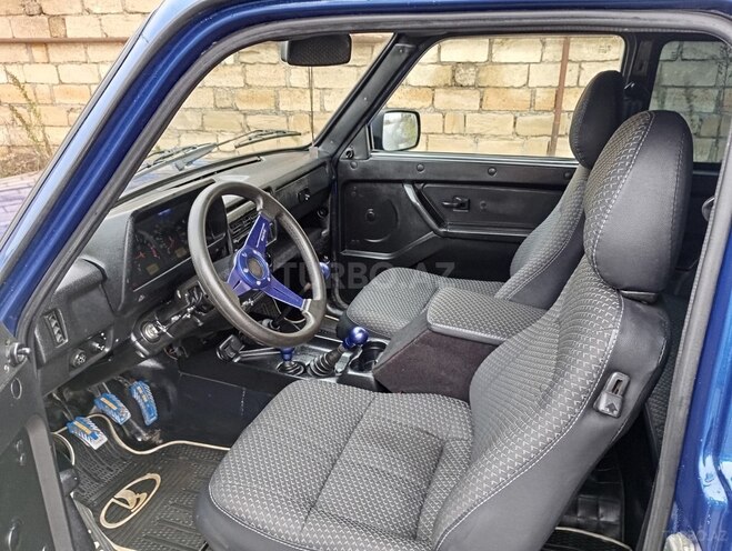 LADA (VAZ) Niva 2015, 134,000 km - 1.7 л - Quba