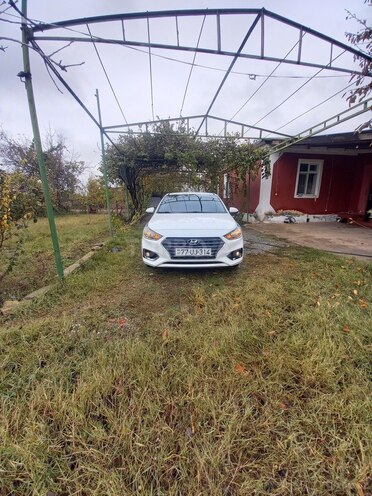 Hyundai Accent 2019, 69,572 km - 1.6 л - Bakı