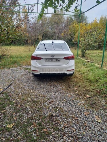 Hyundai Accent 2019, 69,572 km - 1.6 л - Bakı