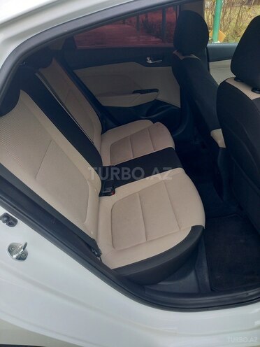 Hyundai Accent 2019, 69,572 km - 1.6 л - Bakı