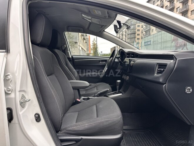 Toyota Corolla 2014, 155,123 km - 1.6 l - Bakı