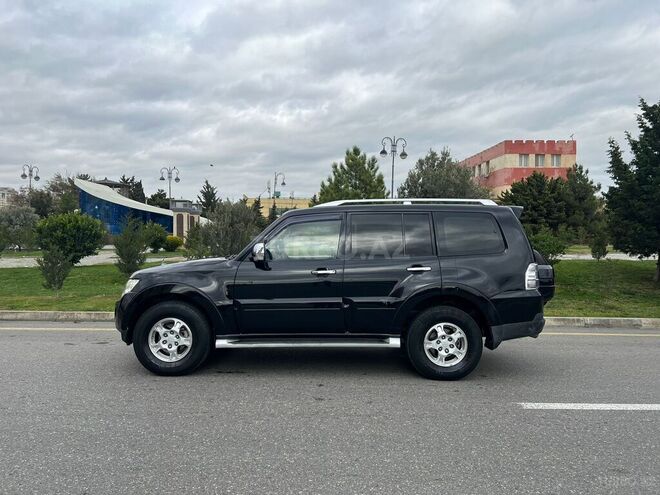 Mitsubishi Pajero 2007, 199,000 km - 3.0 l - Bakı