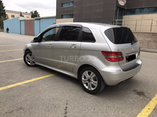 Mercedes B 170 2009, 176,000 km - 1.7 l - Sumqayıt