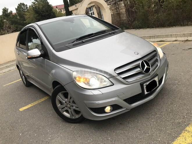 Mercedes B 170 2009, 176,000 km - 1.7 l - Sumqayıt
